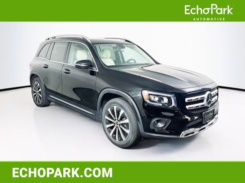 Used 2023 Mercedes-Benz GLB 250 image 1