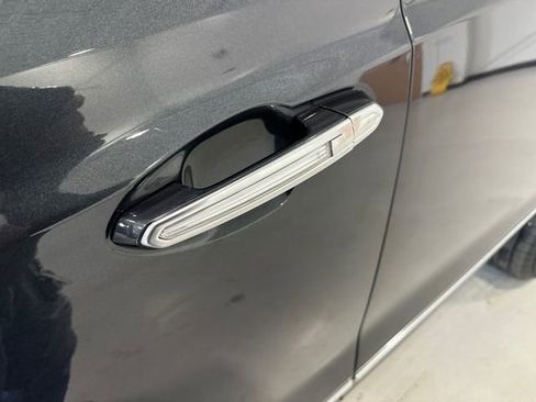 Used 2022 Cadillac XT5 Premium Luxury AWD/4WD image 6