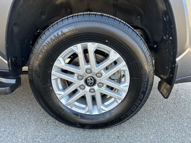 Used 2026 Toyota Sequoia SR5 AWD/4WD image 19