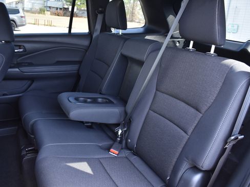 Certified 2021 Honda Passport Sport image 27