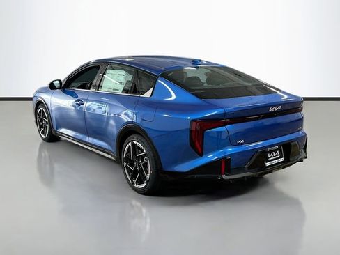 New 2025 Kia K4 GT-Line image 5