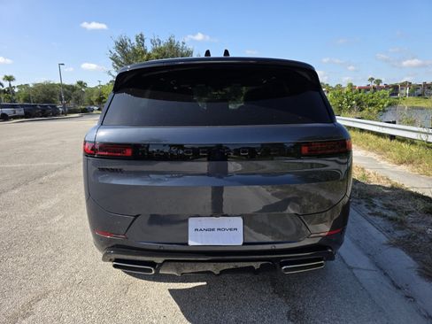 New 2026 Land Rover Range Rover Sport Dynamic SE AWD/4WD image 6
