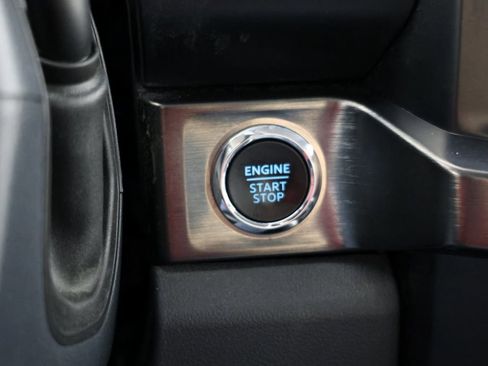 Used 2025 Ford F350 Lariat w/ Chrome Package image 20