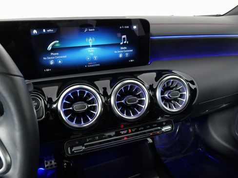 Used 2023 Mercedes-Benz CLA 250 4MATIC image 48