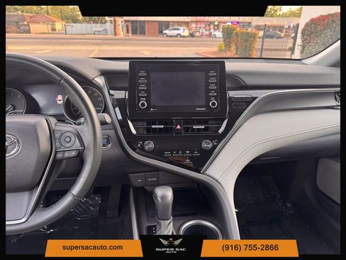 Used 2024 Toyota Camry SE w/ Cold Weather Package image 22