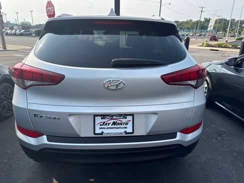 Used 2018 Hyundai Tucson SEL FWD image 5