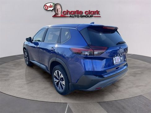 Certified 2023 Nissan Rogue SV image 3