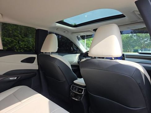 Used 2025 Lexus RX 350 Premium Plus w/ Convenience Package FWD image 12