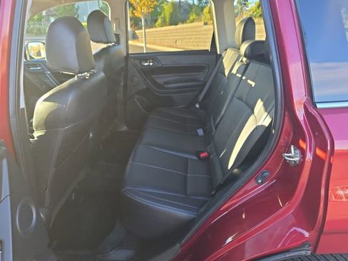 Used 2017 Subaru Forester 2.5i Touring w/ Popular Package #2 AWD/4WD image 17