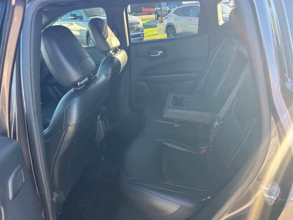 Used 2021 Jeep Compass Latitude w/ Sun and Sound Group AWD/4WD image 35