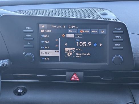 Used 2025 Hyundai Elantra Sport image 23