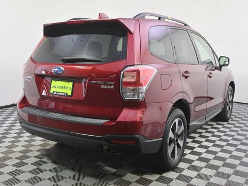 Used 2017 Subaru Forester 2.5i Premium AWD/4WD image 6