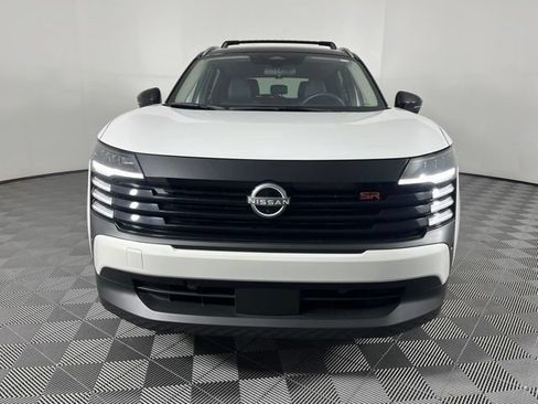 Used 2025 Nissan Kicks SR FWD image 5