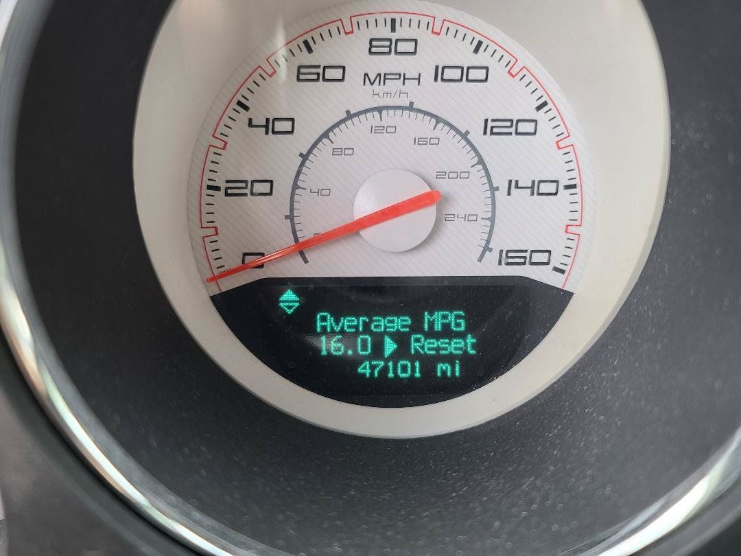 Used 2013 Dodge Challenger R/T Plus RWD image 7