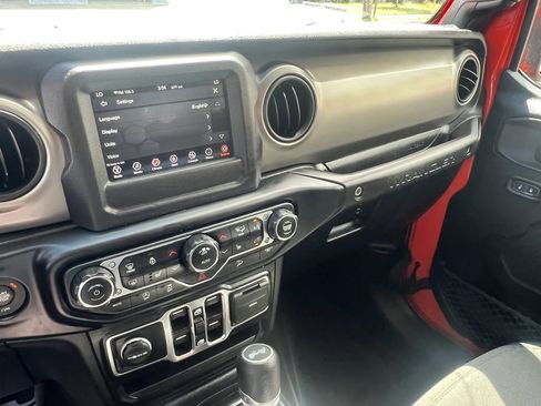 Used 2020 Jeep Wrangler Unlimited Sport S AWD/4WD image 23