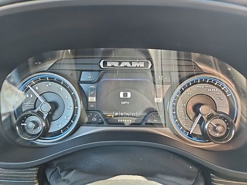 Used 2020 RAM 1500 Limited image 7