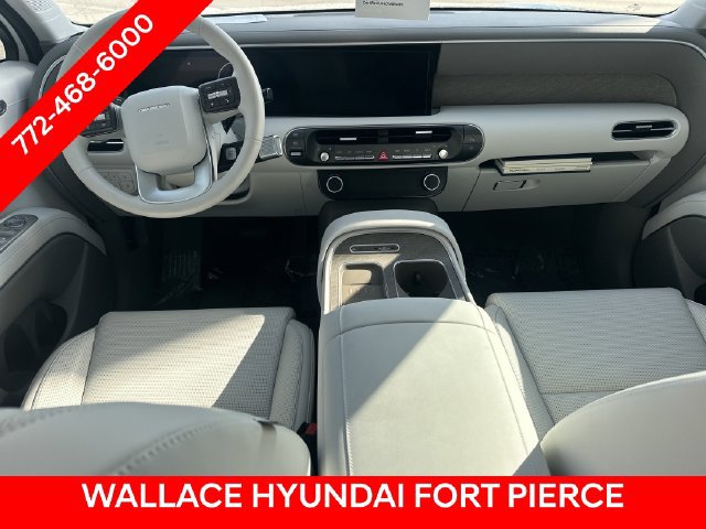 Used 2026 Hyundai Palisade SEL Premium FWD image 13