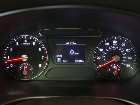 Used 2019 Kia Sorento AWD V6 image 23