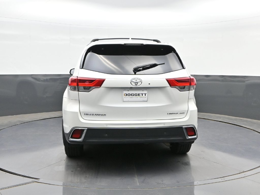 Used 2019 Toyota Highlander Limited Platinum AWD/4WD image 8
