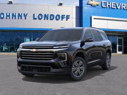 New 2025 Chevrolet Traverse LT w/ Driver Confidence Package image 6