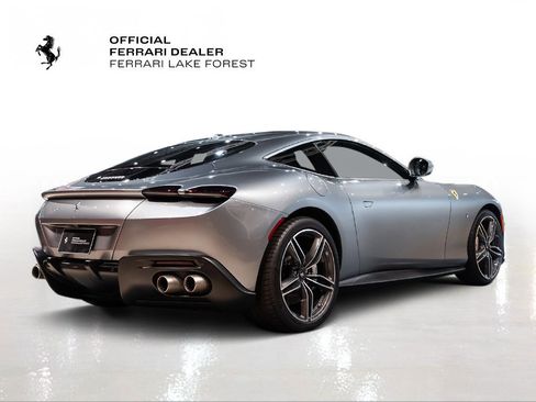 Used 2021 Ferrari Roma image 10