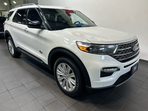 Used 2023 Ford Explorer King Ranch w/ Technology Package AWD/4WD image 2