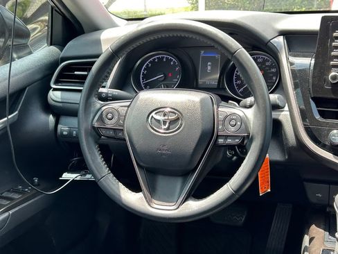 Used 2021 Toyota Camry SE FWD image 34