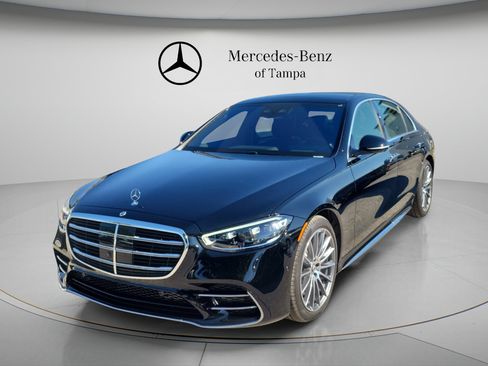 Certified 2025 Mercedes-Benz S 580 4MATIC Sedan image 2