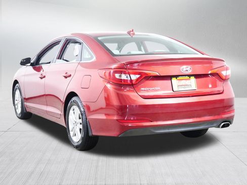 Used 2015 Hyundai Sonata SE image 5