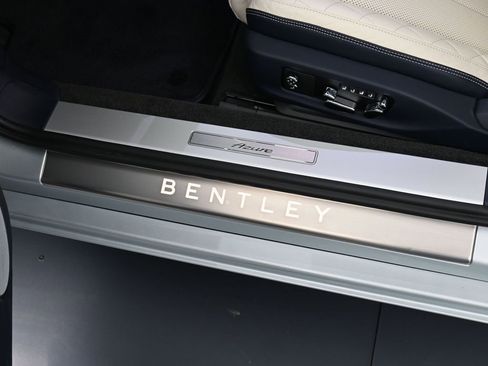 Certified 2023 Bentley Continental GT Azure image 17