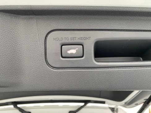 Certified 2025 Honda Pilot EX-L image 18