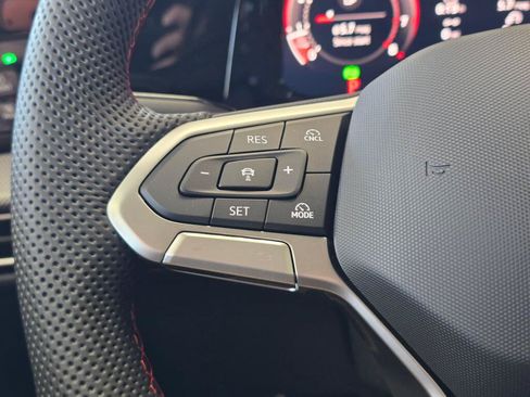 New 2026 Volkswagen GTI SE FWD image 25