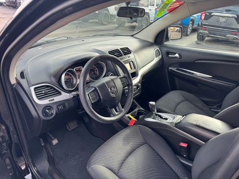 Used 2016 Dodge Journey SXT image 15