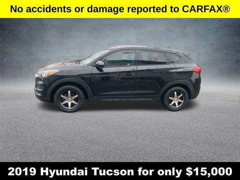 Used 2019 Hyundai Tucson SE image 2