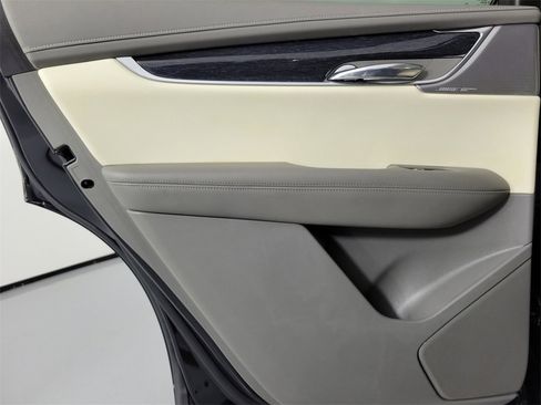 Certified 2023 Cadillac XT6 Premium Luxury w/ Technology Package image 14