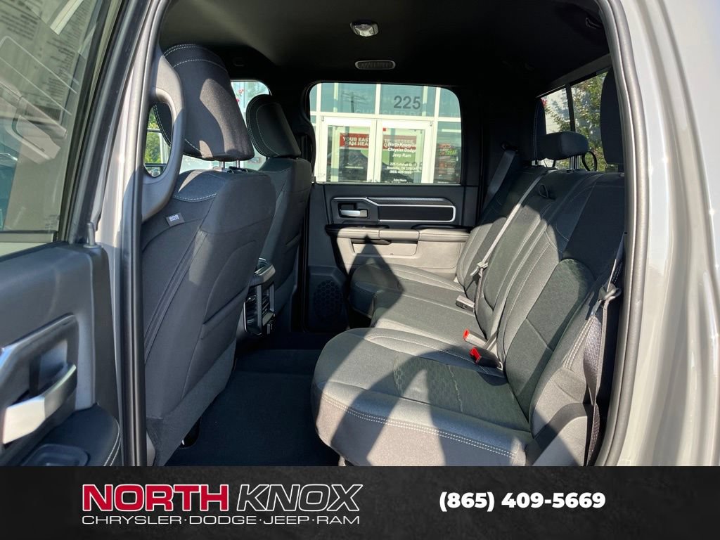 New 2027 RAM 3500 Big Horn AWD/4WD image 14
