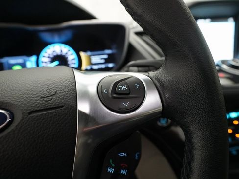 Used 2017 Ford C-MAX Titanium w/ Equipment Group 301A image 19