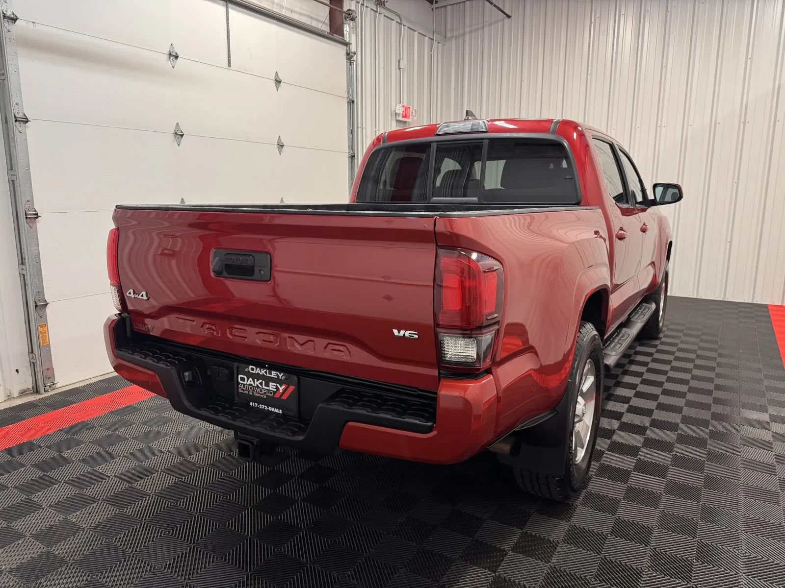 Used 2019 Toyota Tacoma SR w/ SR Convenience Package AWD/4WD image 16