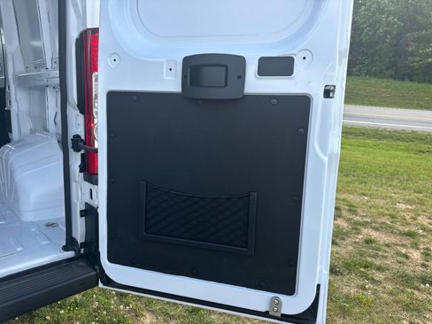 New 2026 RAM ProMaster 1500 w/ Convenience Group FWD image 17
