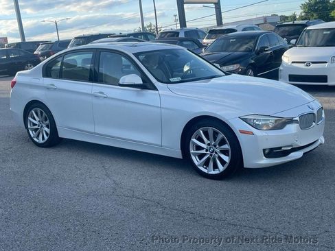 Used 2013 BMW 328i xDrive Sedan AWD/4WD image 4