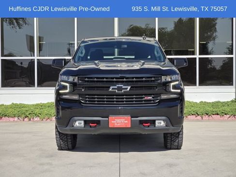 Used 2021 Chevrolet Silverado 1500 LT Trail Boss w/ Bed Protection Package AWD/4WD image 2