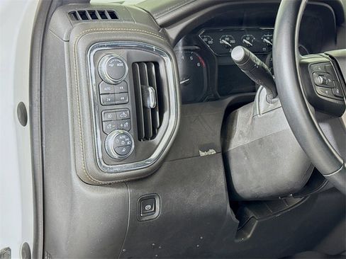 Used 2023 GMC Sierra 2500 AT4 w/ AT4 Preferred Package image 8