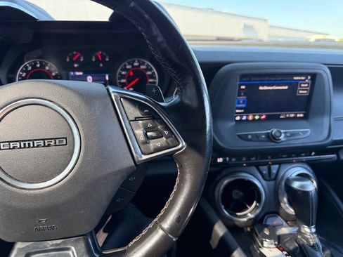 Used 2023 Chevrolet Camaro LT RWD image 8