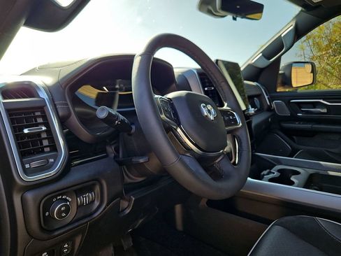 Used 2025 RAM 1500 Laramie w/ Night Edition AWD/4WD image 17