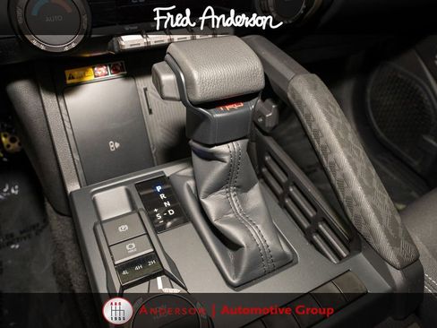 Used 2024 Toyota Tacoma TRD Sport AWD/4WD image 17