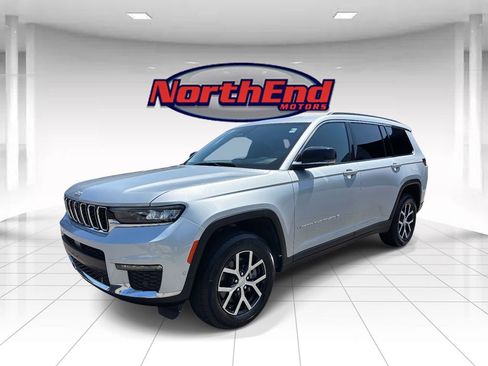 Used 2024 Jeep Grand Cherokee L Limited w/ Luxury Tech Group II image 7