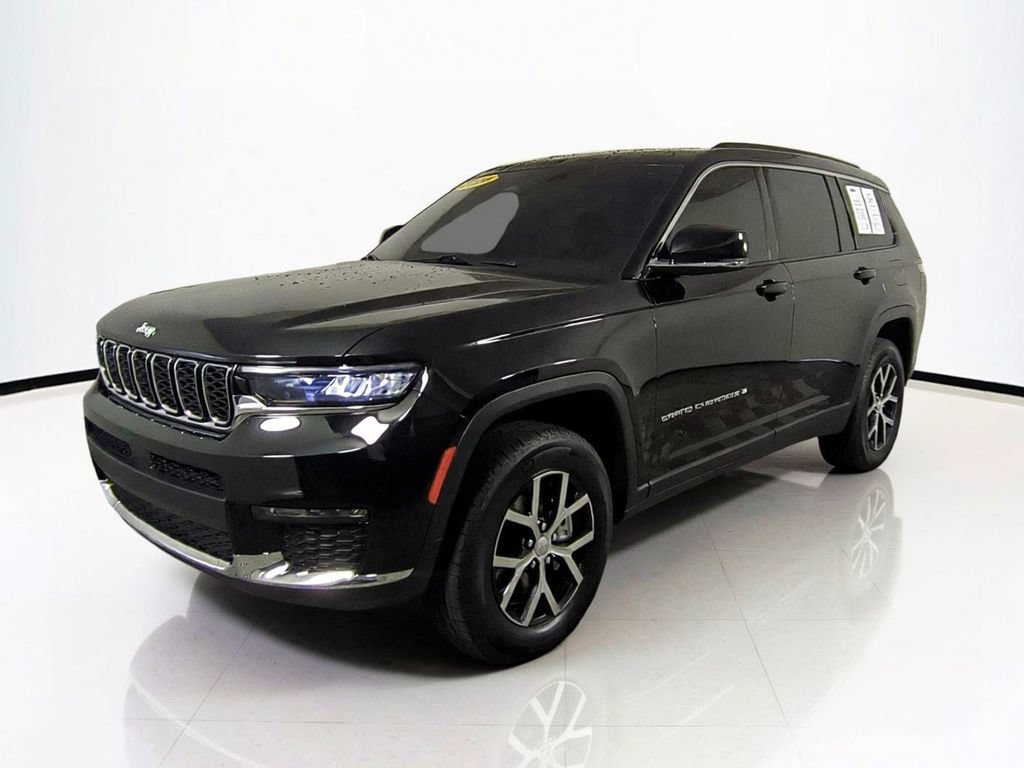 Used 2025 Jeep Grand Cherokee L Limited w/ Trailer Tow Package RWD image 9