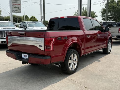 Used 2016 Ford F150 Platinum w/ Equipment Group 701A Luxury AWD/4WD image 5