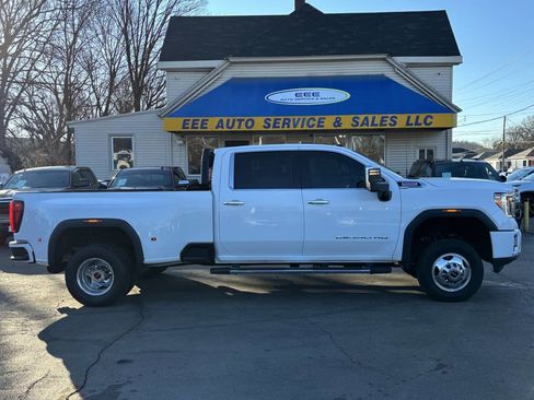 Used 2020 GMC Sierra 3500 Denali w/ Denali Ultimate Package image 1