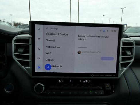 Used 2022 Toyota Tundra Platinum image 36